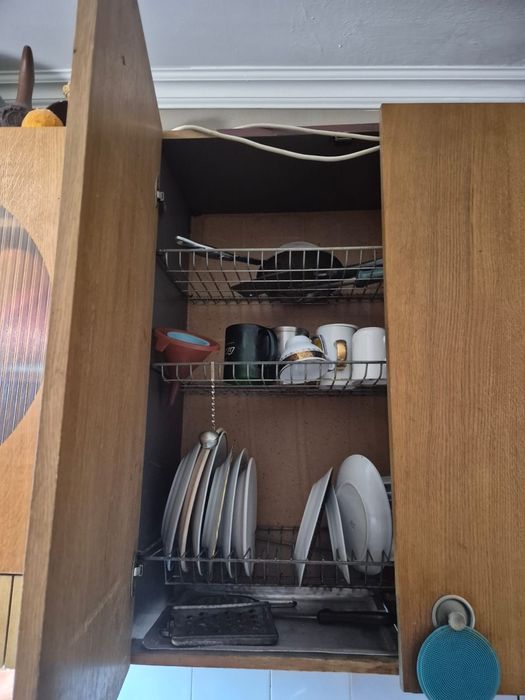 Кухонные навесные шкафы