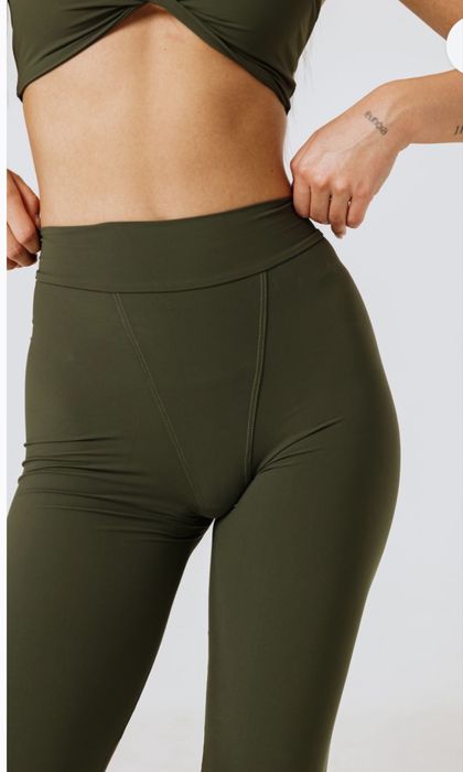 Клин и топ Promesa - сет