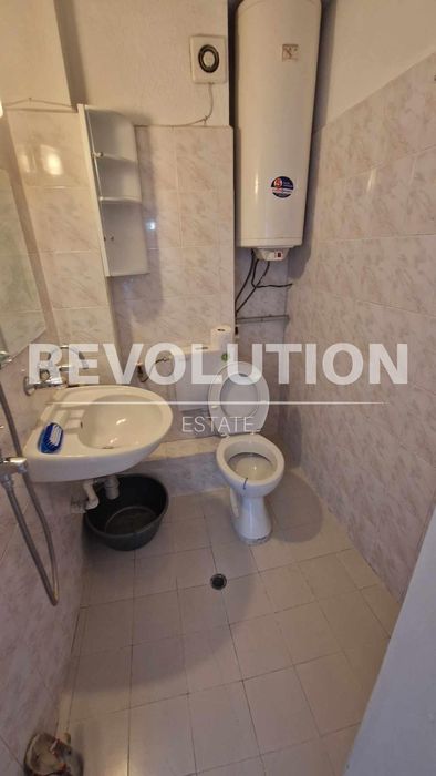 Тристаен апартамент в района на Лятно кино Тракия!