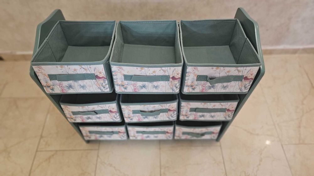 Детска етажерка за игпачки