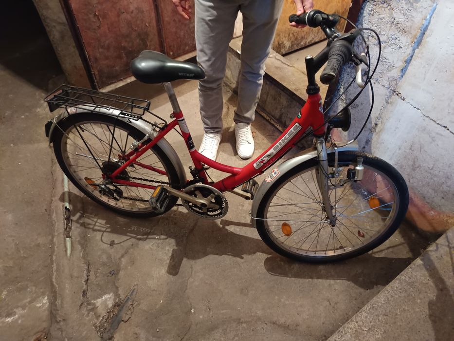 Bicicleta dama , fete , 18 viteze , pret fix