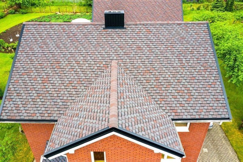 Черепица гибкая трехслойная. Металлочерепица, осп, водосток, софиты