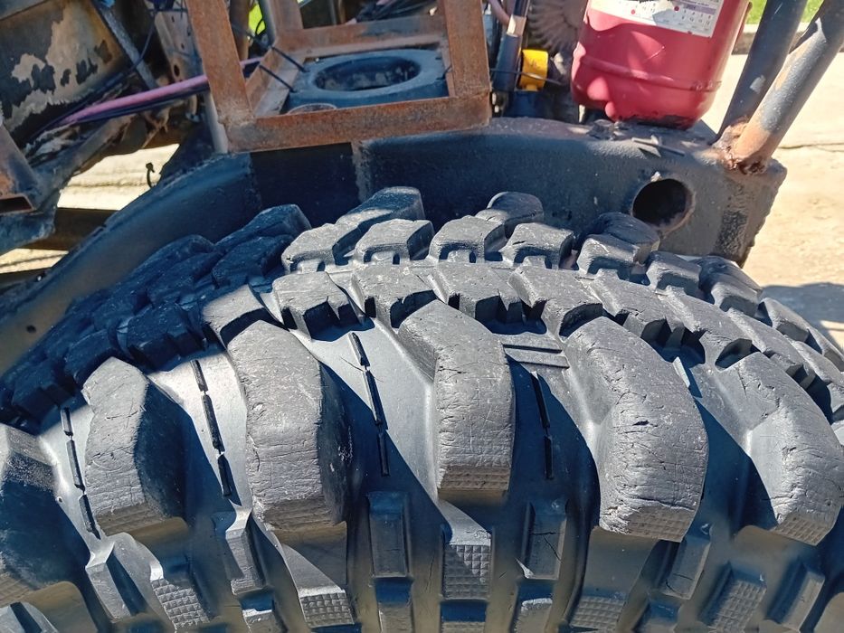 Vand 5 cauciucuri Journey Diger