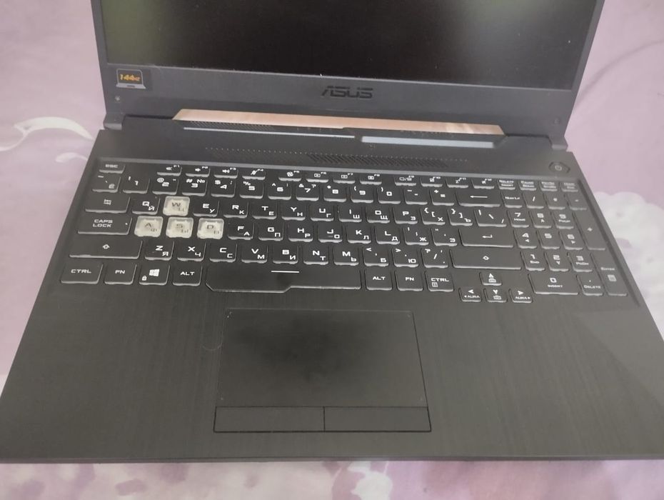Игровой ноутбук Asus