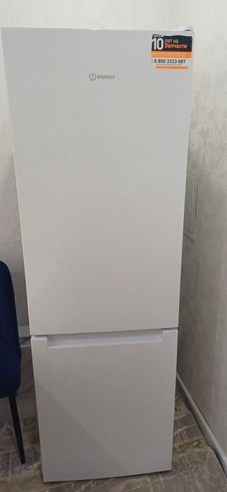 Холодильник Индесит