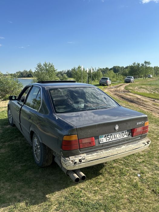 Бмв е34  BMW E34