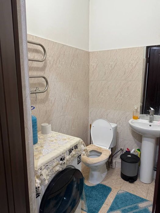 Sotiladi srochni 2 xona