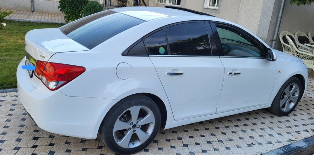 Cruze сотилади автомат