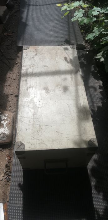 Продам ящик зип в отличном состоянии.