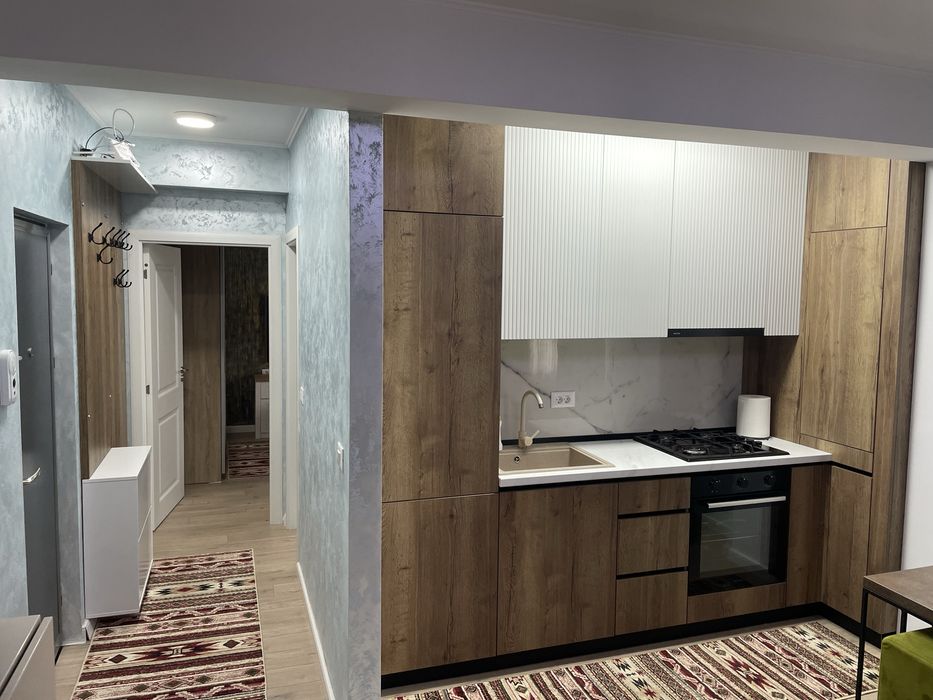 Inchiriez apartament termen lung