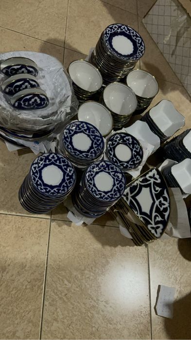 Чинни пахтагулли идишлар