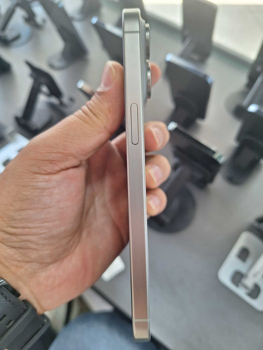 SKIDKA 5% Iphone 15 Pro Max 256 gb Natural Titanium