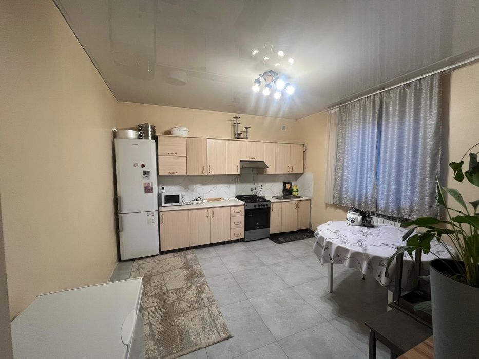 Частный дом с мебелью