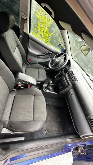 Vând Seat Leon 1m
