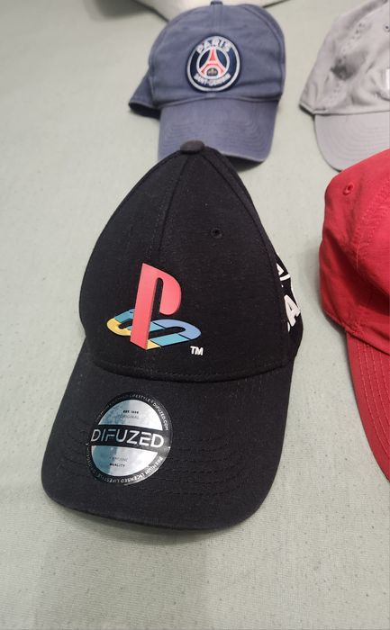 Оригинални мъжки шапки Nike, Ralph Lauren, Helly hansen и тн.