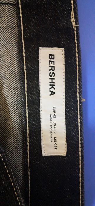 Джинсы Бершка, barrel fit