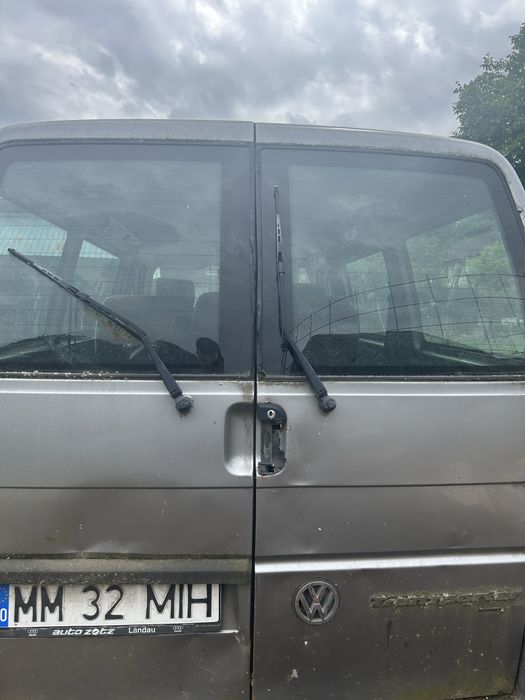 VOLKSWAGEN Transporter 1999 — imagine 3