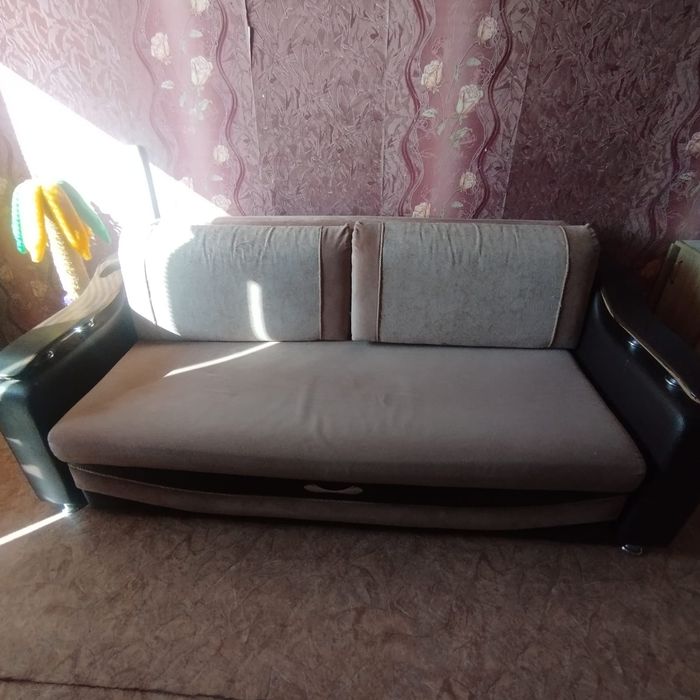 Продам диван большой