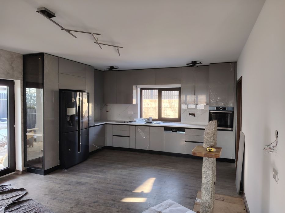 Mobila din pal la comanda