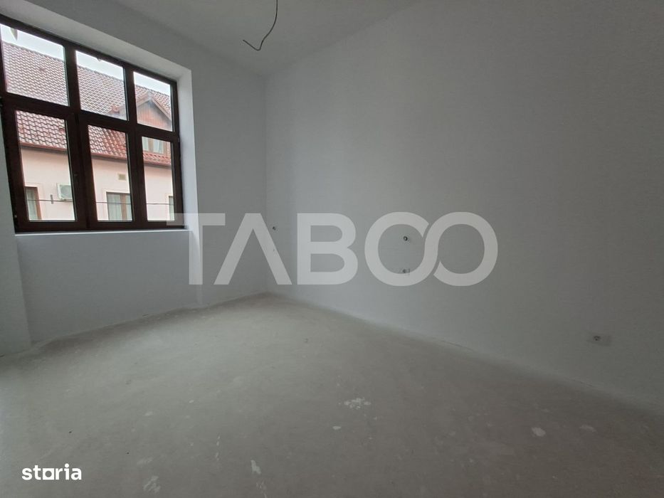 Apartament de vanzare 3 camere 3 bai zona centrala - predare la ALB — fotografia 2