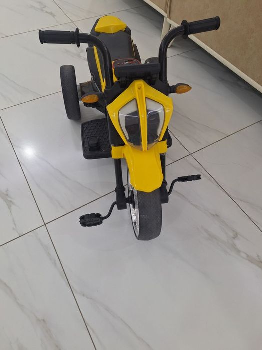 Bolalar skuteri детская скутер