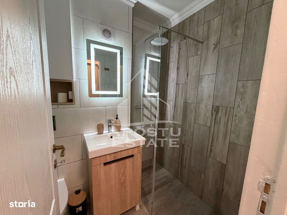 Apartament cu 3 camere de vânzare, renovat , Zona Dacia , Timișoara