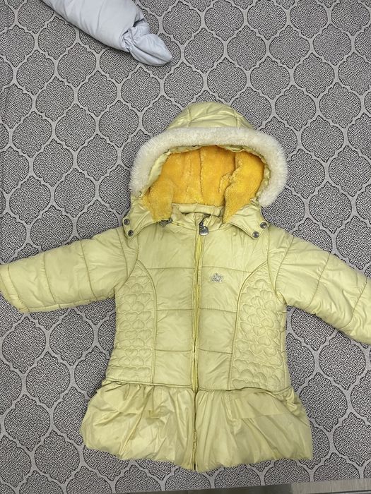 Продаётся куртка для девочек