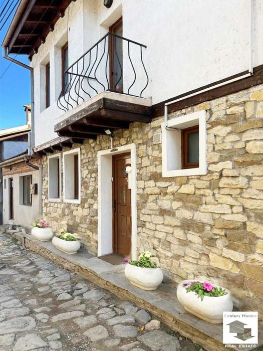 105592 ЕКСКЛУЗИВНО! Уникална четириетажна къща във Велико Търново