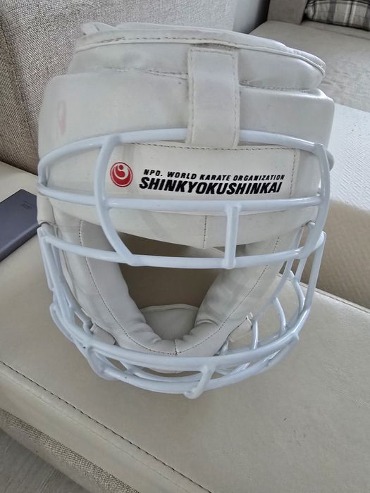 Шлем для каратэ, отдам даром