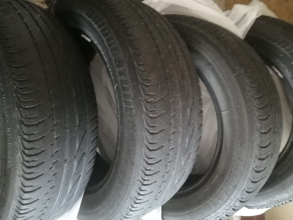 Продам резину лето..
