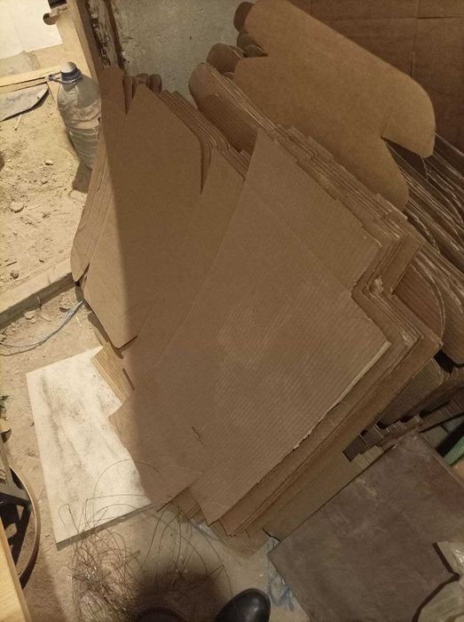 Коробки б/у  разных размеров.j Гофра листы