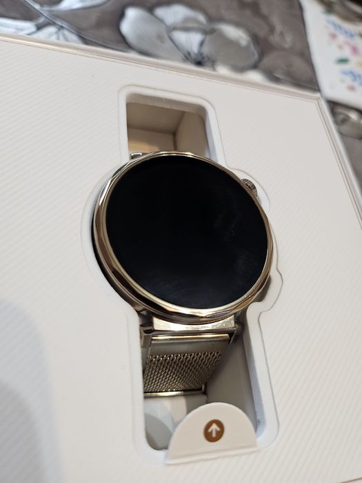 Часовник  Huawei watch gt 5