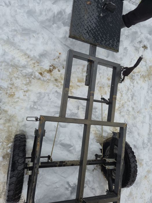 Vând remorcă motocultor basculabilă folosită o singură dată