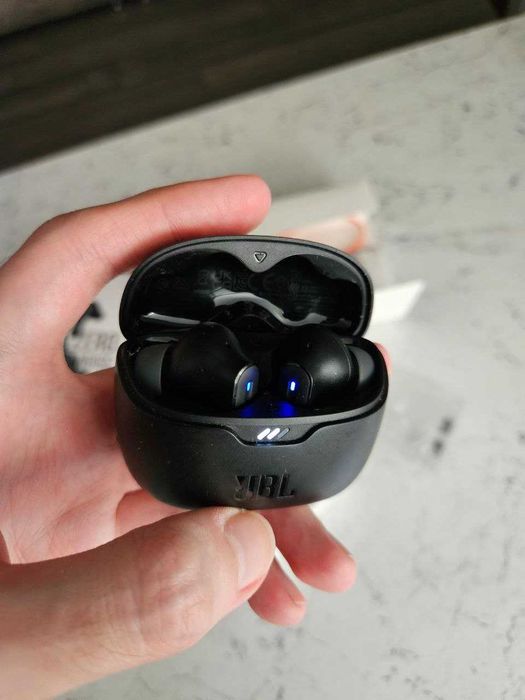 Наушники JBL Tune Beam