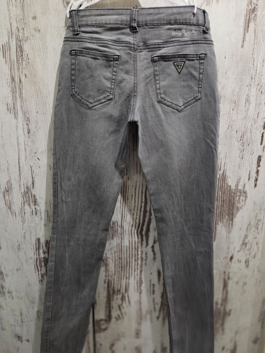 Унисекс сиви Дънки Guess