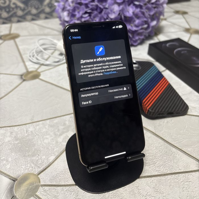 Продам iPhone XS [GOLD]