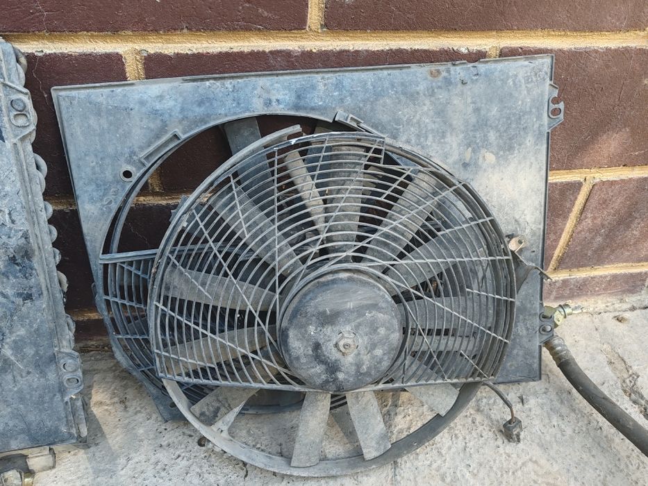 Мерседес 124 кандёр компрессор вентилятор радиатор сатылады