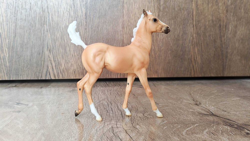Колекционерски фигурки коне BREYER