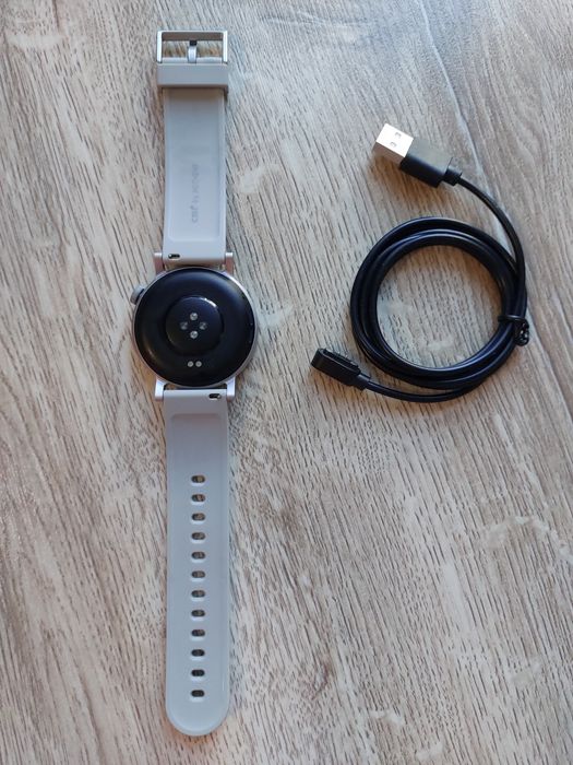 Смарт часовник CMF Watch