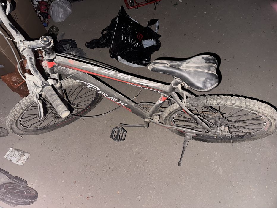 Продается красный велик