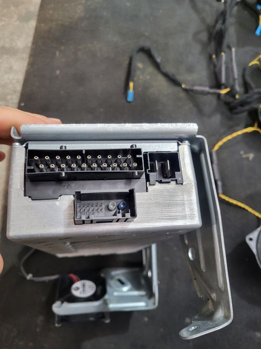 Музика Harman Kardon за BMW F06