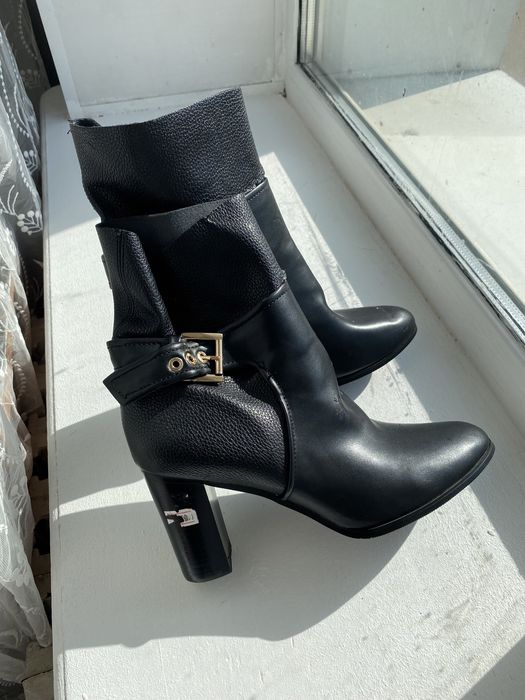 Женская обувь осений