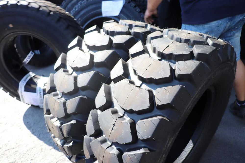 ROADMILE 12.5/80-18 16PR cauciucuri noi BULDO fata