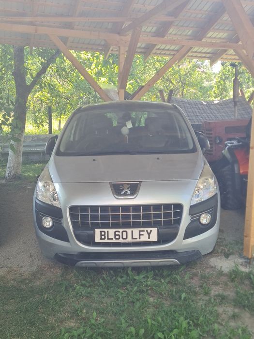 Peugeot 3008 2011