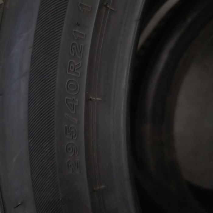 Anvelope turism noi vara Bridgestone 295 40 21