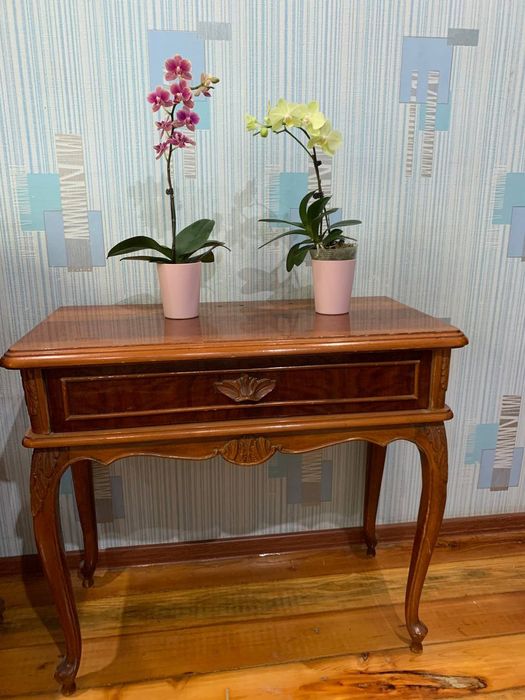 Раритетная мебель дубовая в хорошем состоянии, отдадим не дорого !!!