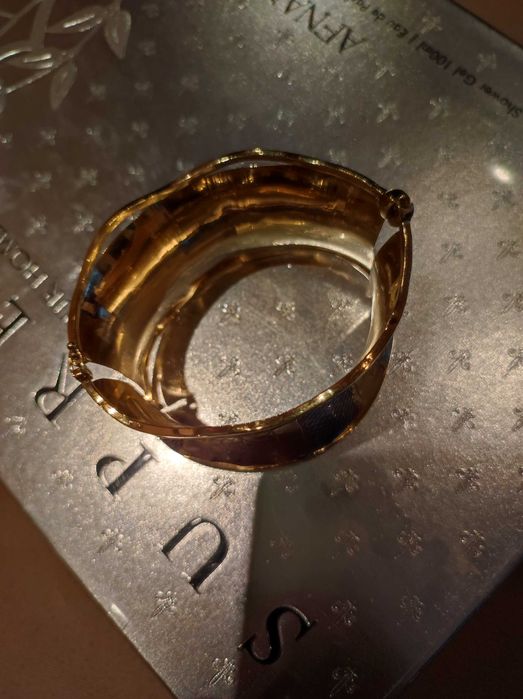 Златна дамска гривна Версаче .23,88гр