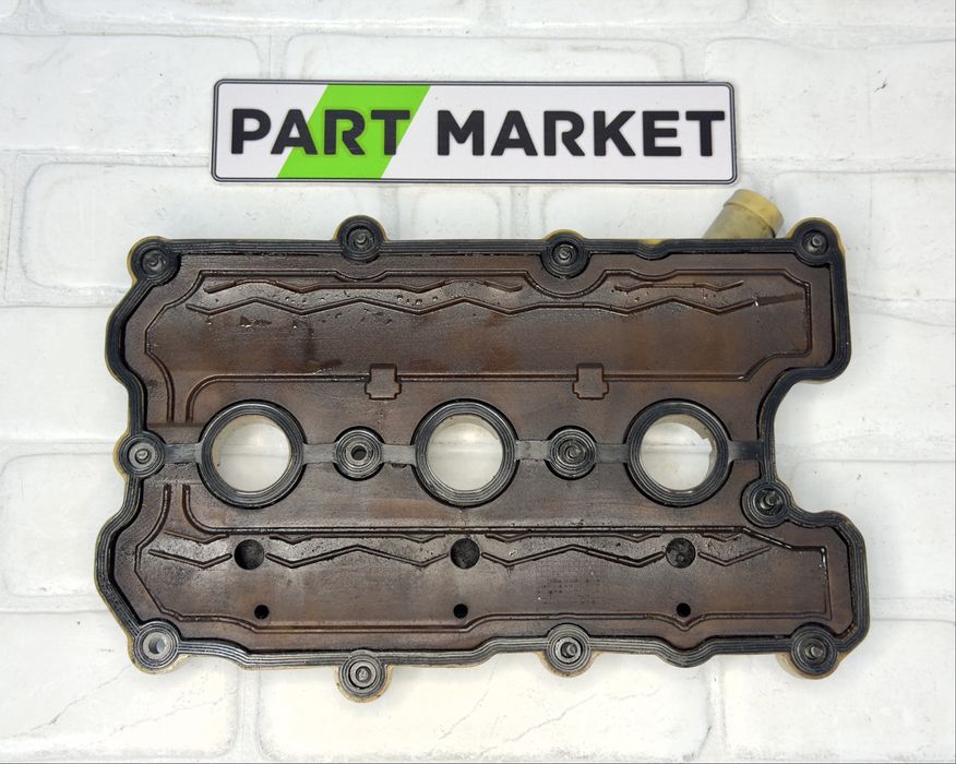 Капак двигател AUDI 3.0TFSI 06E103472N