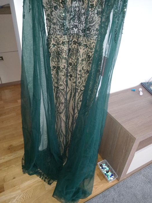 Vand rochita eleganta