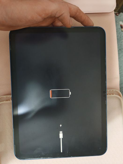 Обменяю айпад в иделае